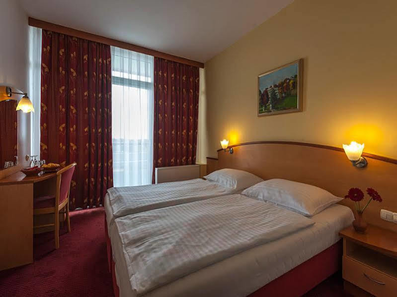 Lipa Hotel Lendava Exterior foto